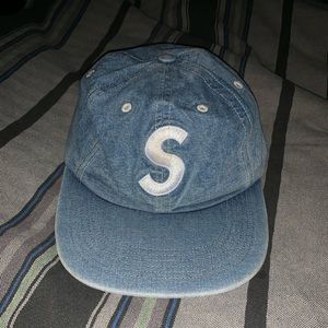 Supreme hat